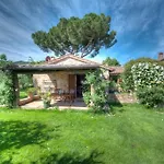 Fontanaro Farm And Culinary School Paciano